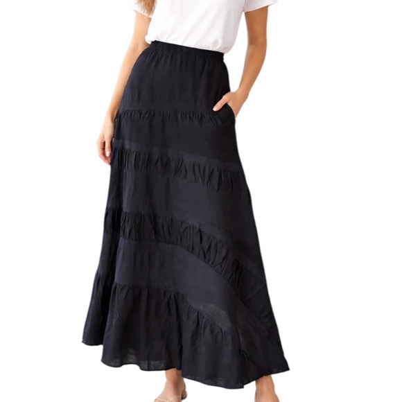 Bleu Bayou Dresses & Skirts - Bleu Bayou Black Boho Maxi Skirt Size Small